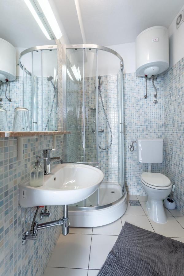 Apartments Sonja Pucisca Zewnętrze zdjęcie